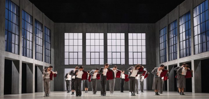 Ballettwerkstatt und Premiere: A kiss to the world